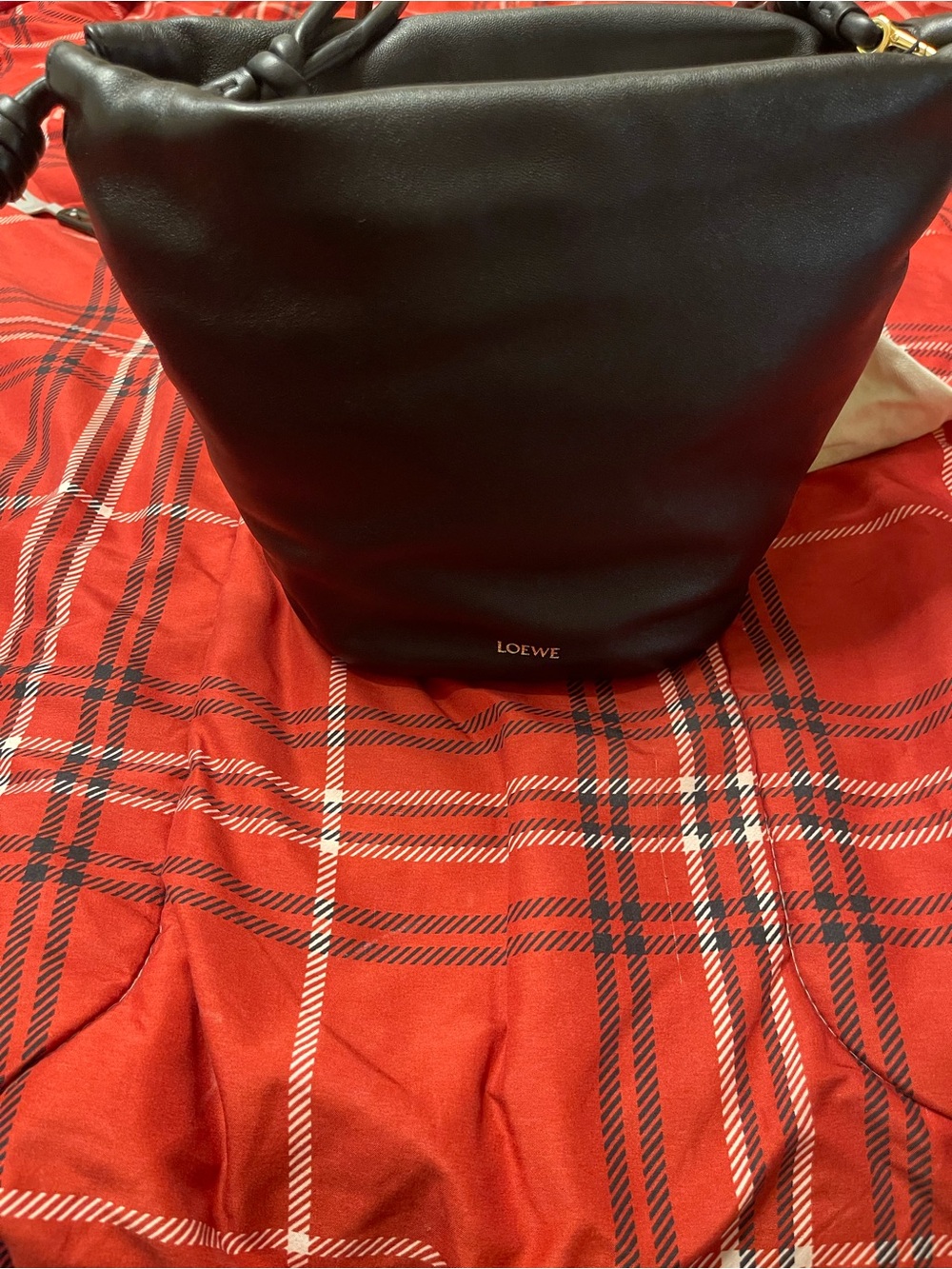 Loewe Black Leather flamenco Bucket Bag with Gold Logo - Picture 5 of 11